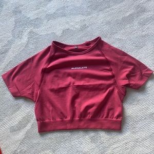 Alphalete Athletic Crop Top